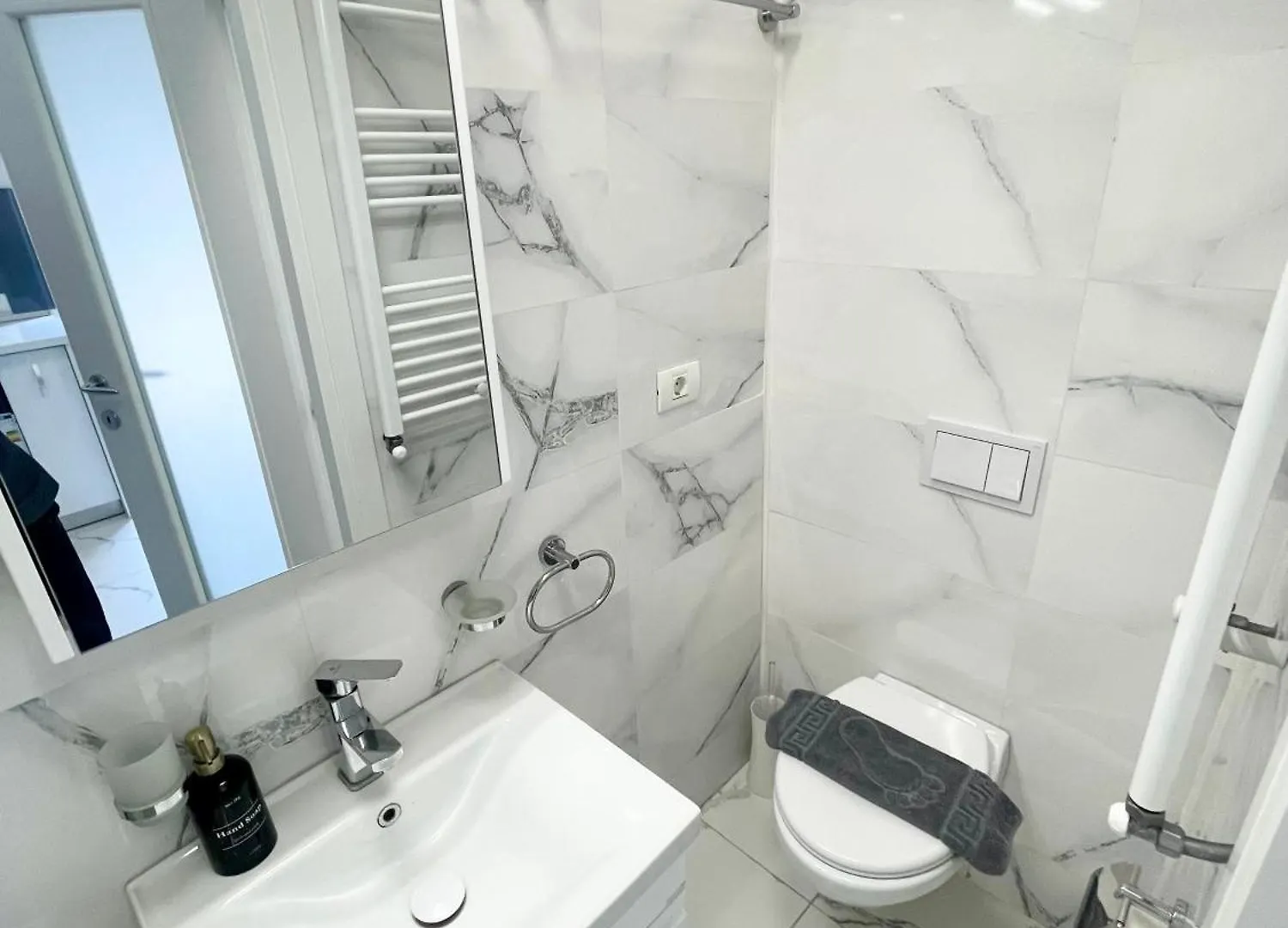 Apartment Studio 8 Bucharest