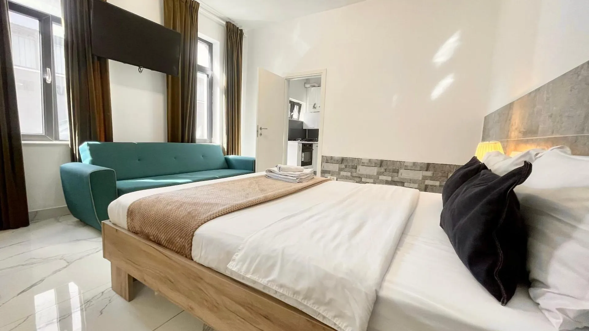 Apartment Studio 8 Bucharest